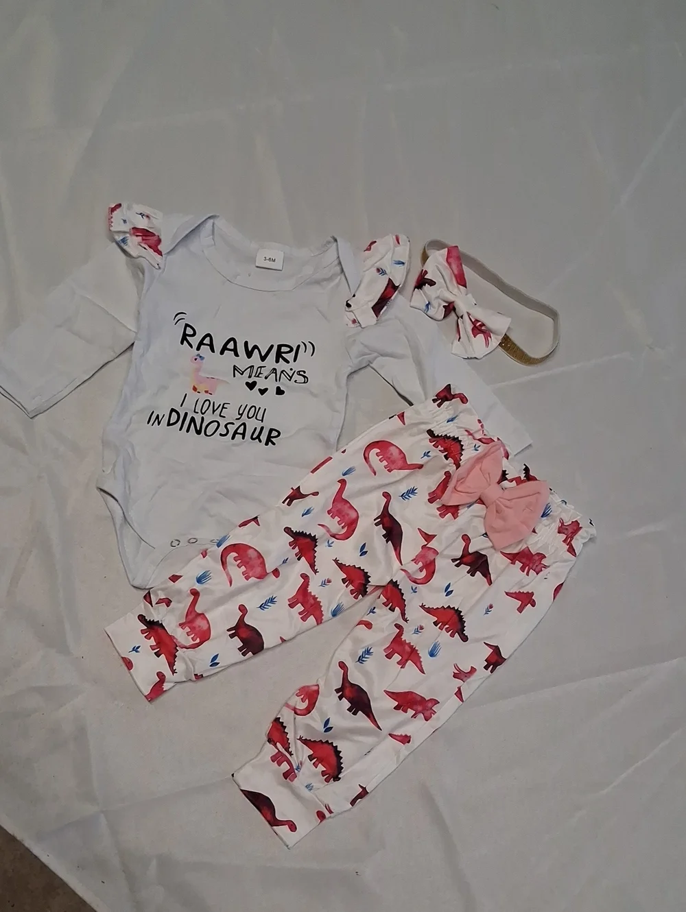 NWT 3pc Set Sz. 3-6mth Baby Dinosaur Print Outfit Set with Pink Bow